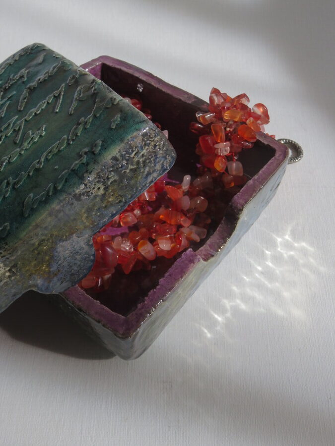 Cajita Raku artesanal – pieza única